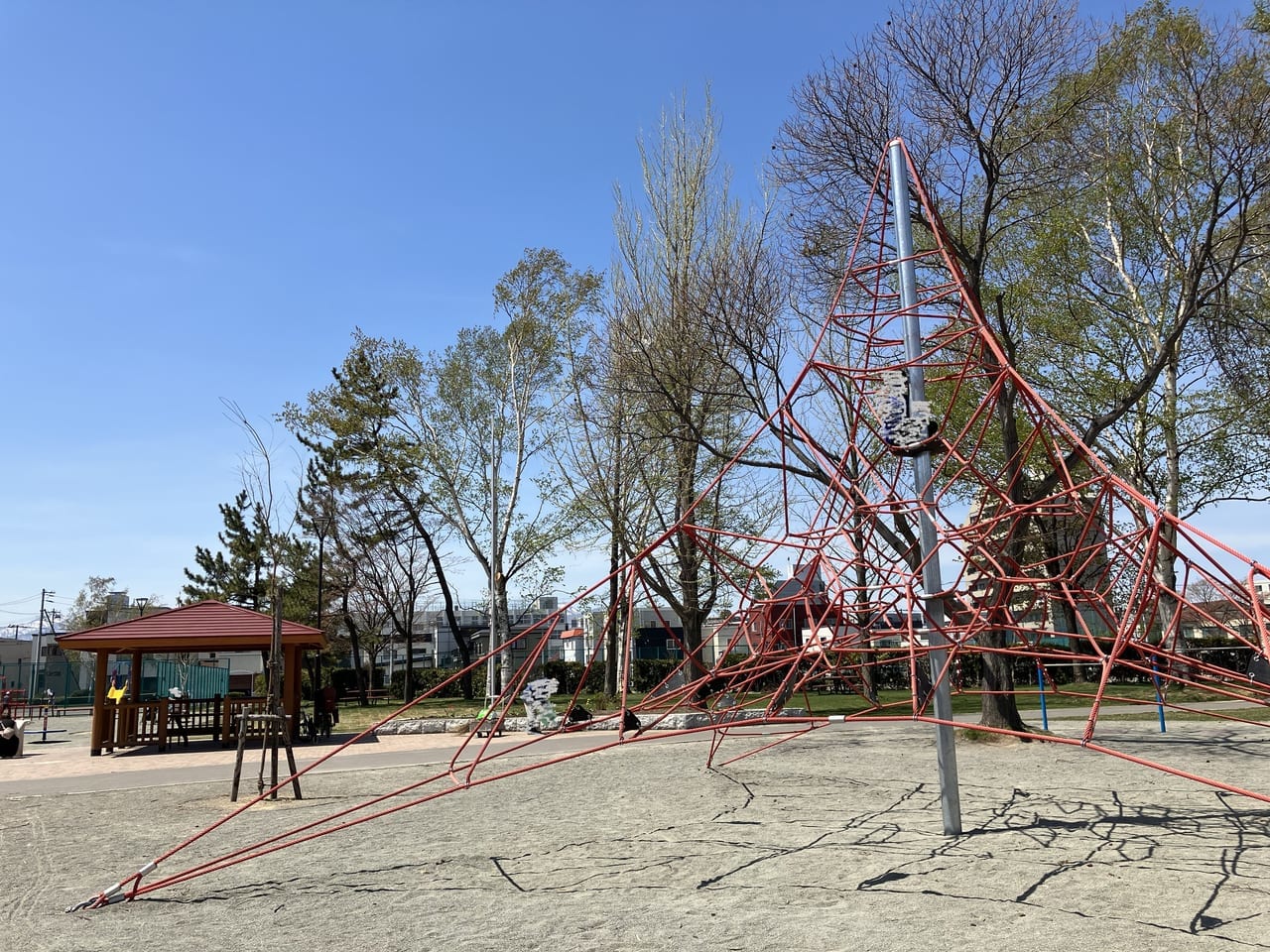 東区北9条の『希望公園』がリニューアル！未就学児も遊べる遊具も増設。