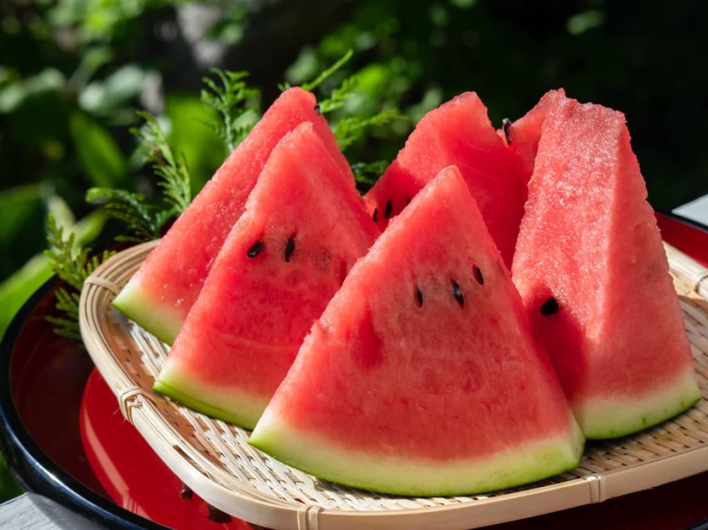 夏と言えばスイカでしょ。重さを当ててスイカをゲットしよう。ピタリ賞は豪華賞品もあるようです。