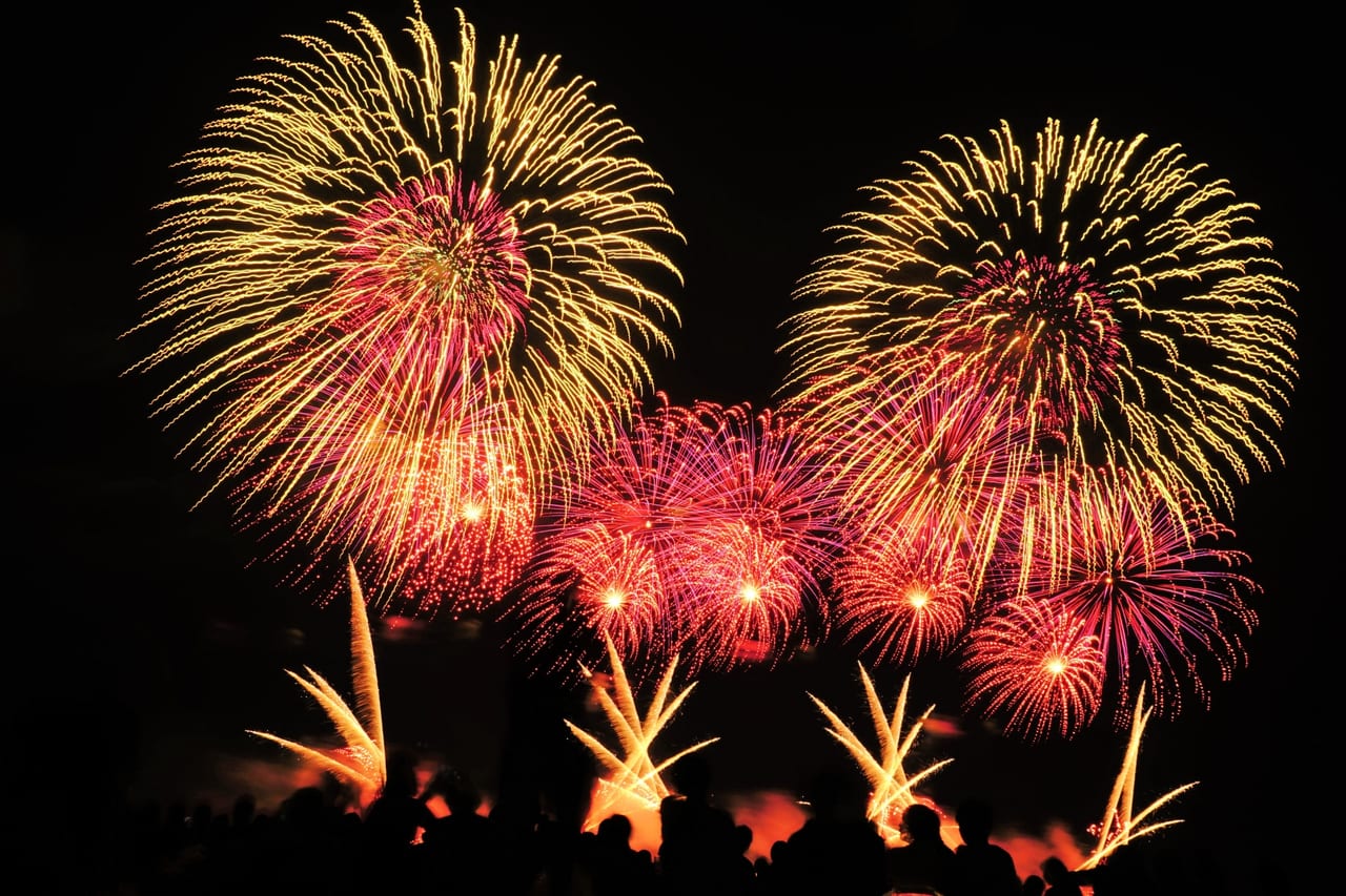 「モエレ沼公園」で行われる花火大会「北海道芸術花火」が、2024年は9月7日に開催が決定しました