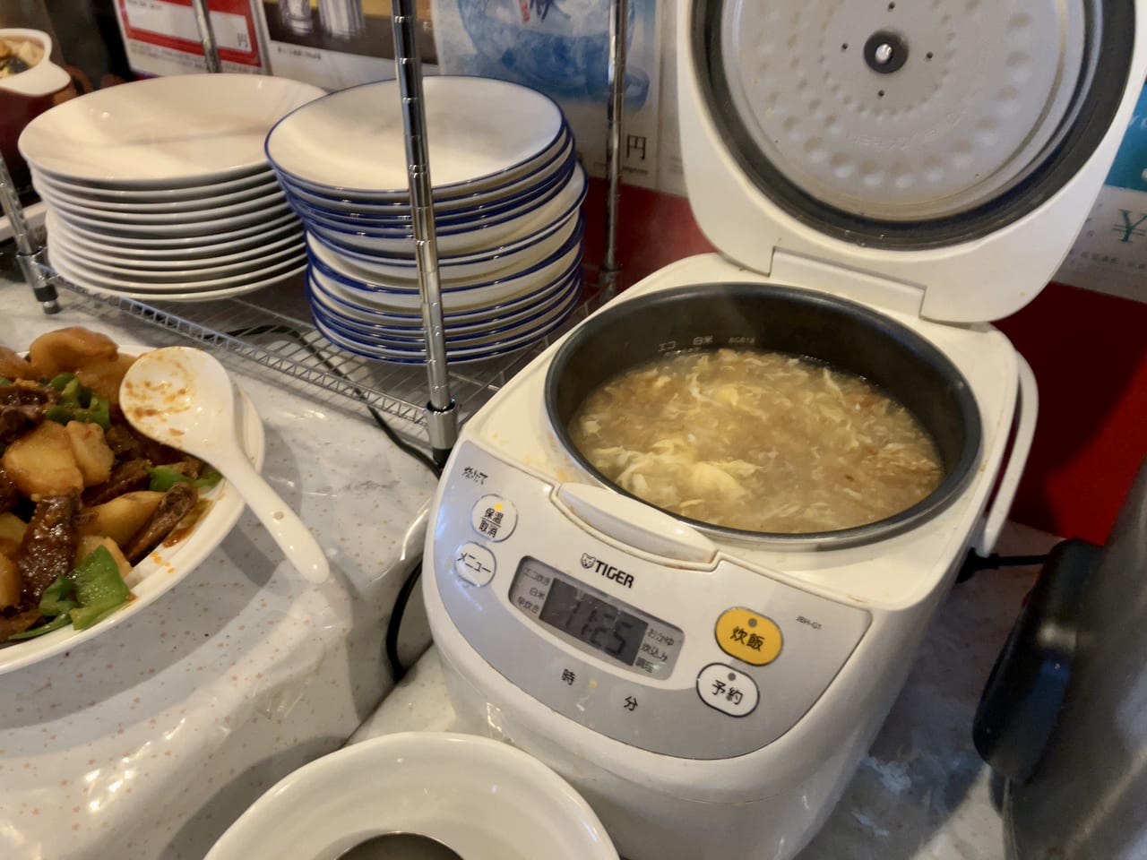 刀で削る麺と書いて「刀削麺」が楽しめる東区の名店「運城飯店」に行ってみた。