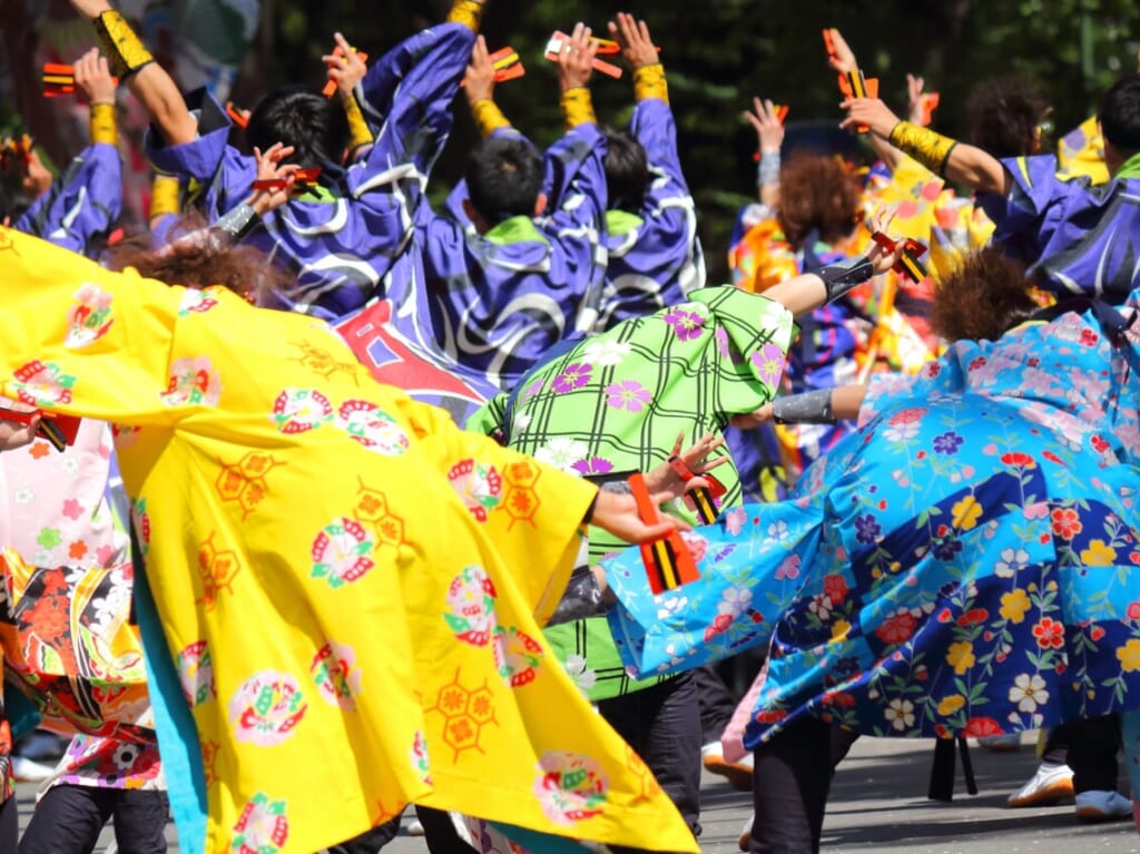 2024年の「第33回 YOSAKOIソーラン祭り」は、東区でも見ることができますよ！