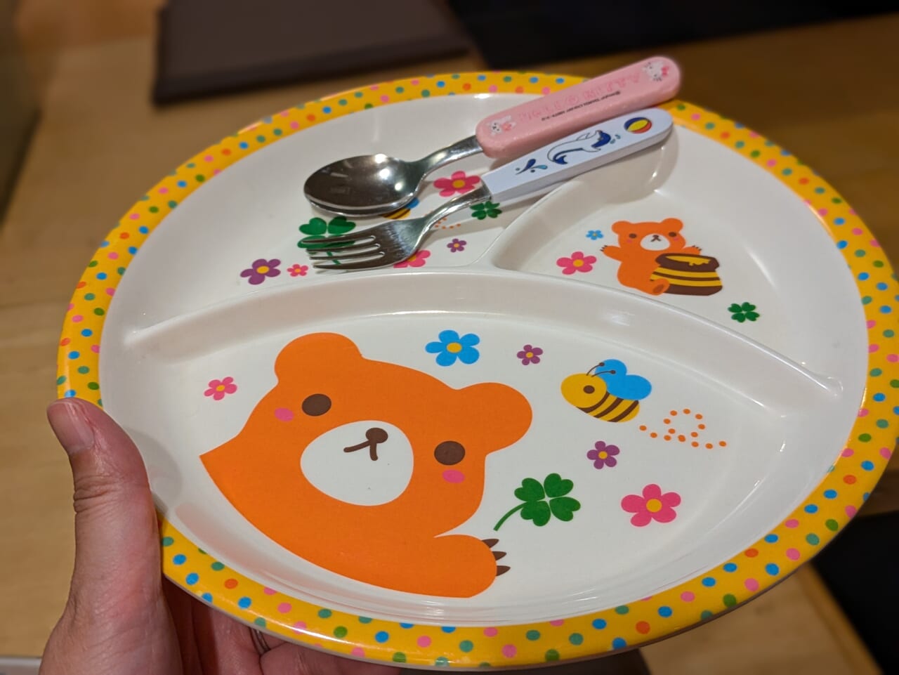 かがり　子供用食器