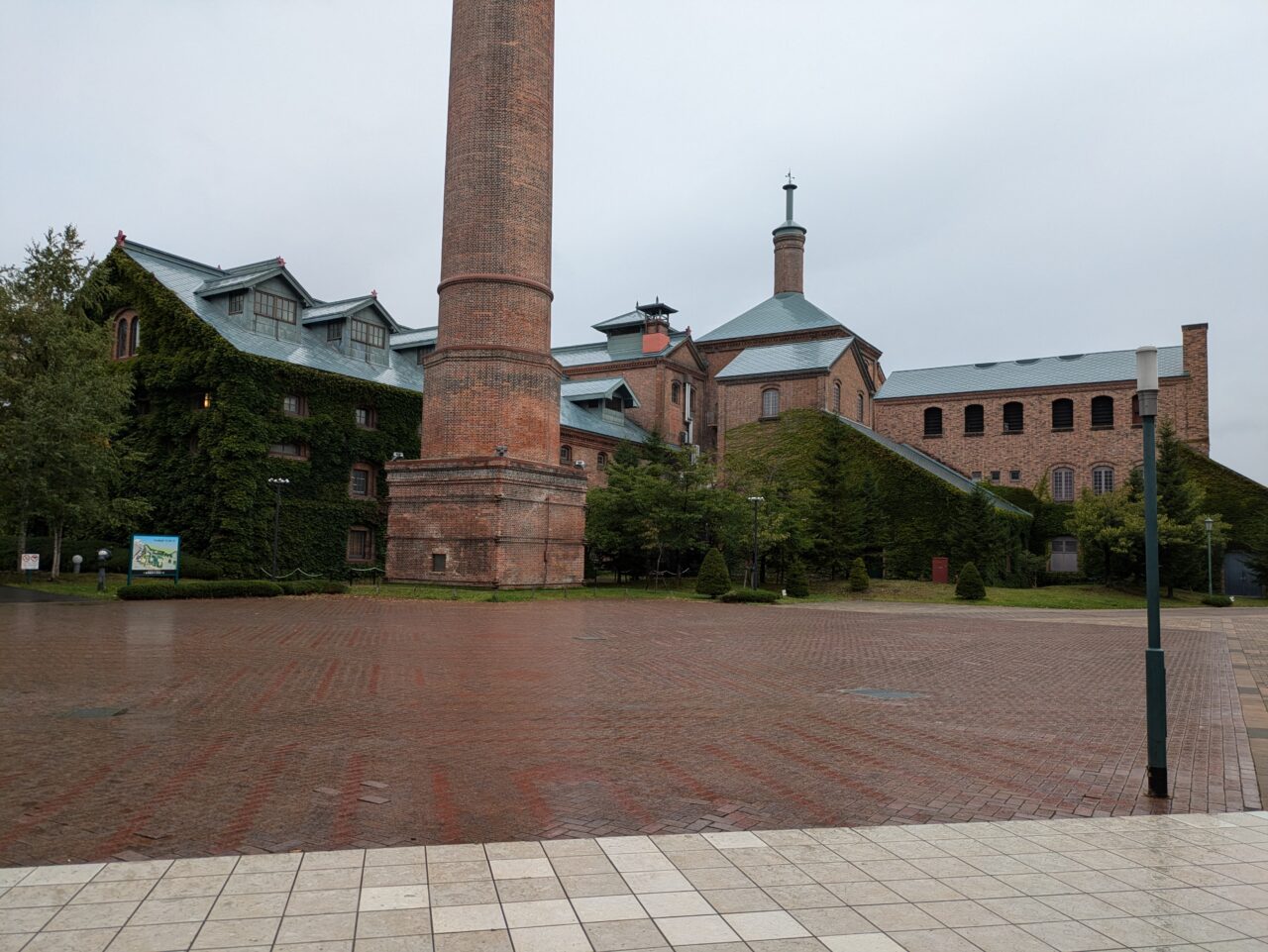 えんとつ広場　アリオ札幌