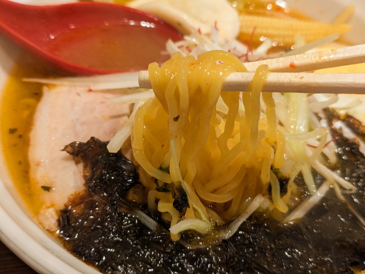 メディスン麺　東区