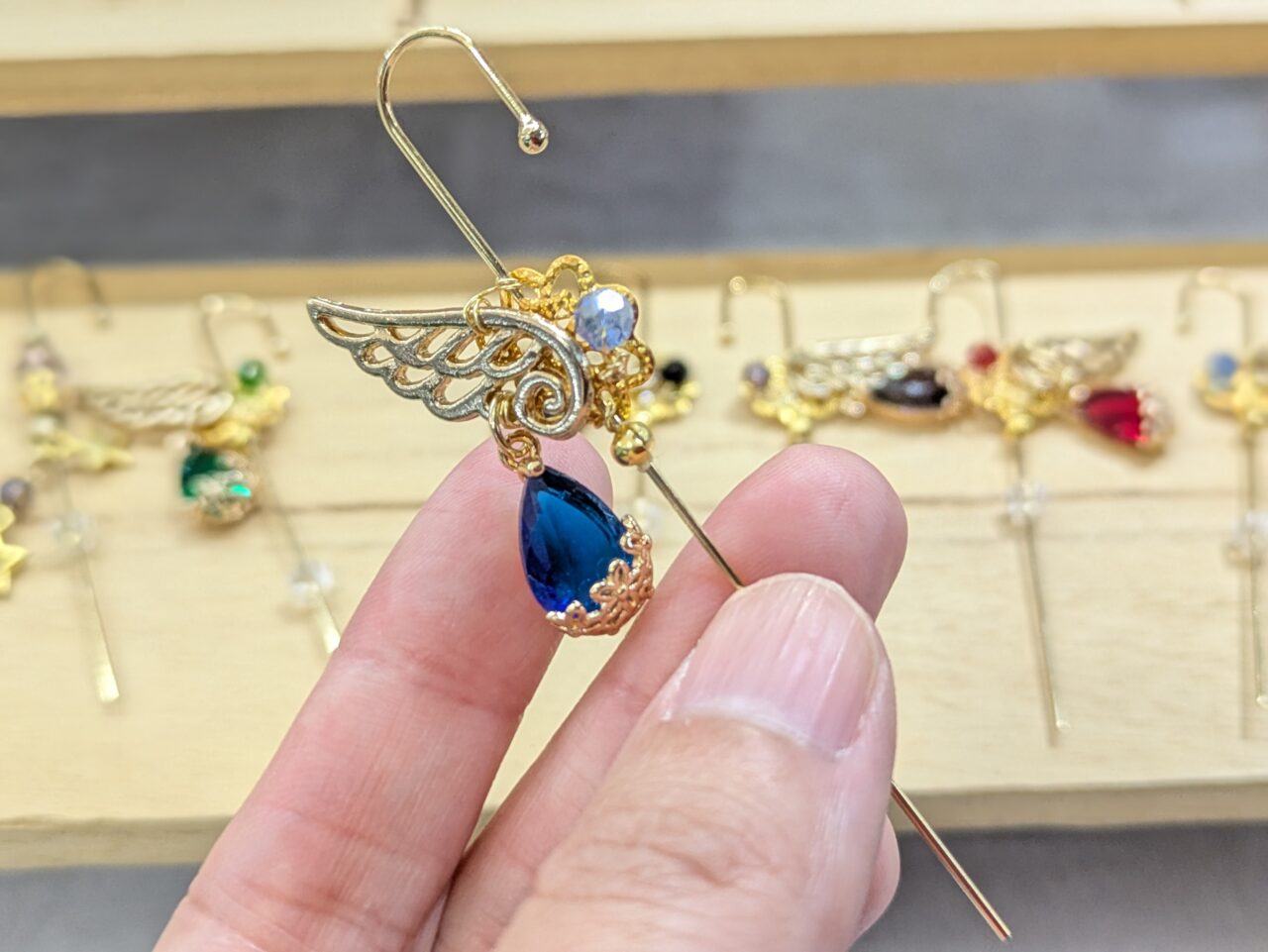 イヤーラップピアス