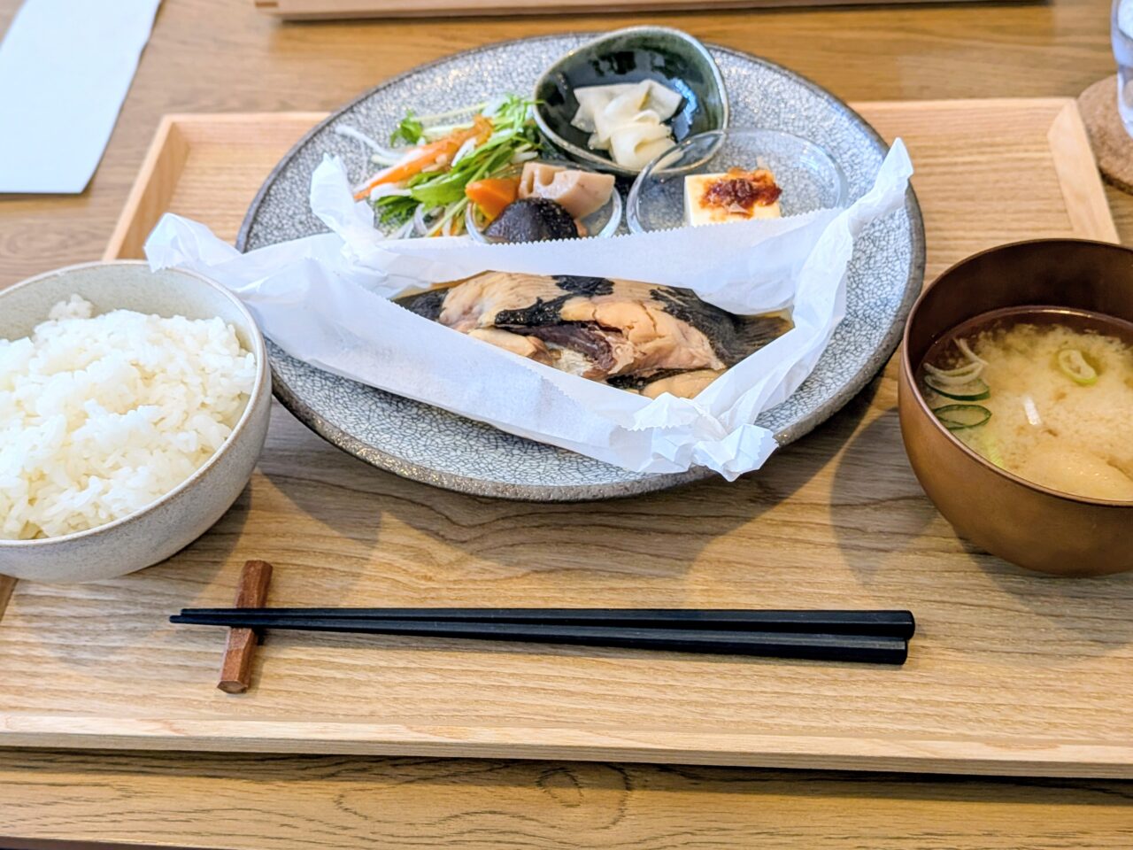 カレイの煮付け定食