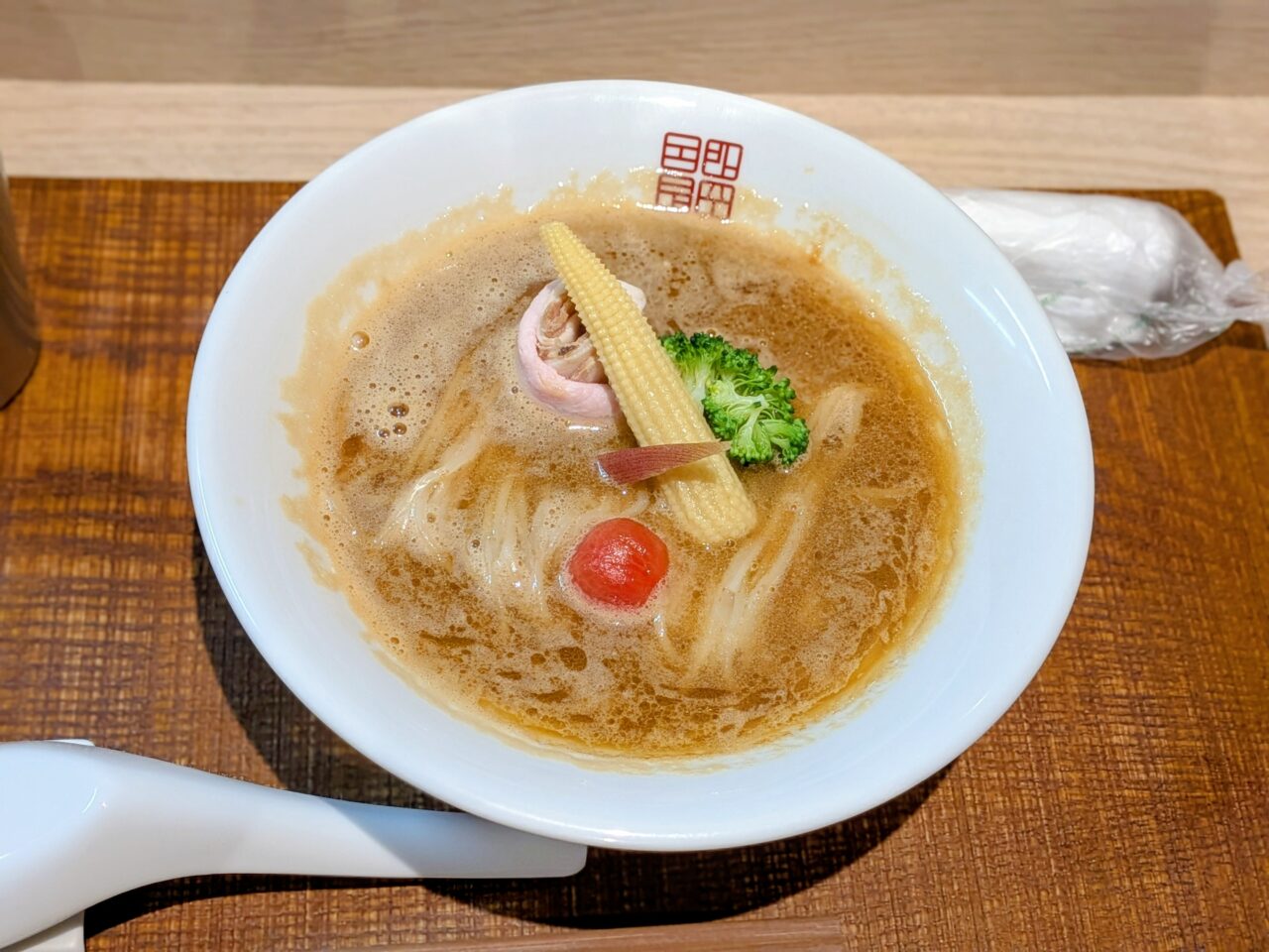 鶏白湯　色即是空