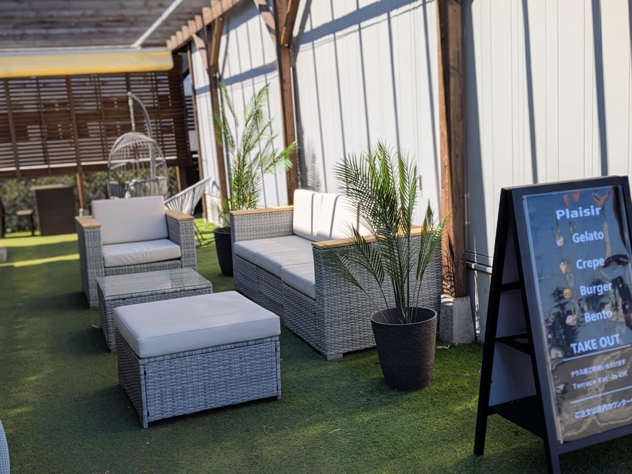 プレジール　テラス席